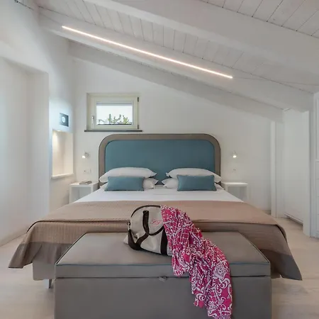 La Casa Dell'orologio - Main Square Guest house Sorrento