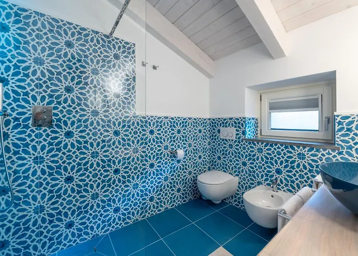 La Casa Dell'orologio - Main Square Guest house