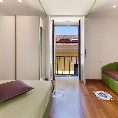 La Casa Dell'orologio - Main Square Vendégház