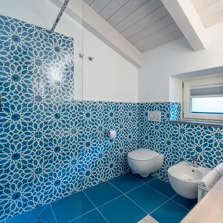 La Casa Dell'orologio - Main Square Gæstehus