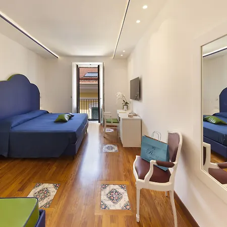 La Casa Dell'orologio - Main Square בית הארחה 4*