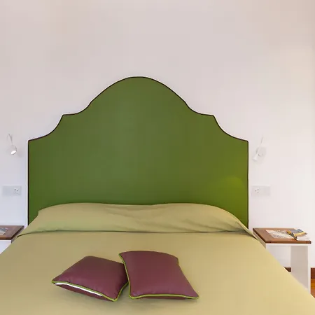 בית הארחה La Casa Dell'orologio - Main Square 4*