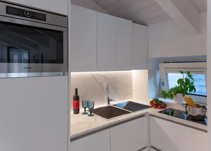 La Casa Dell'orologio - Main Square 4*