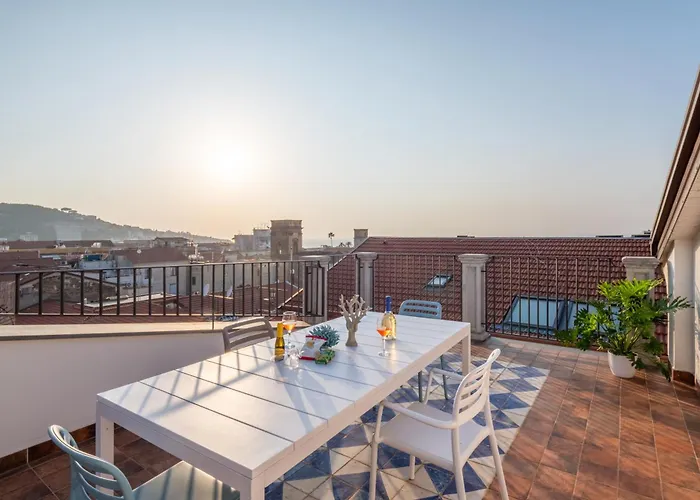 La Casa Dell'orologio - Main Square