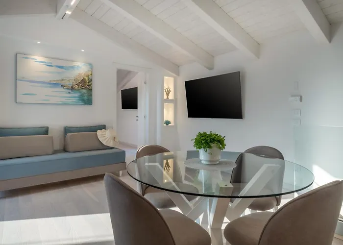 La Casa Dell'orologio - Main Square Гостьовий будинок