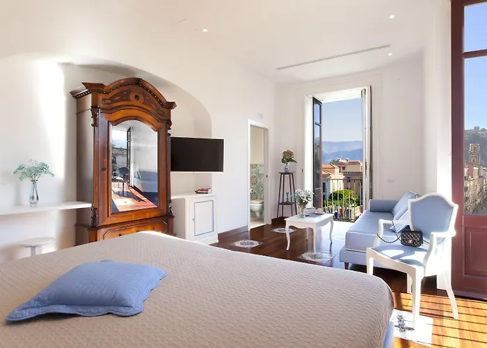 La Casa Dell'orologio - Main Square Сорренто