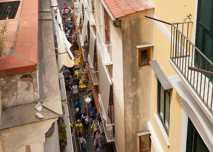 La Casa Dell'orologio - Main Square Сорренто
