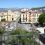 La Casa Dell'orologio - Main Square 4*