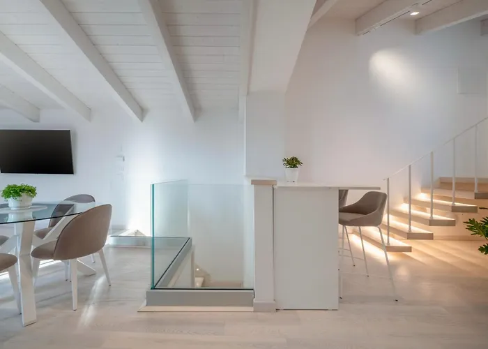 招待所 La Casa Dell'orologio - Main Square 4*