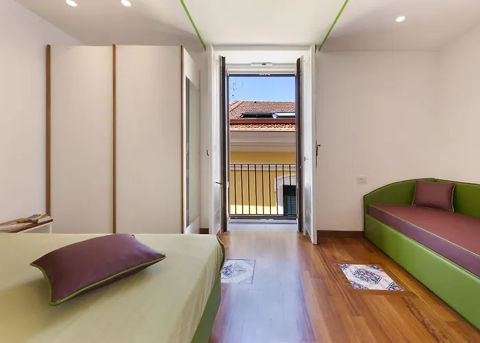 La Casa Dell'orologio - Main Square 招待所